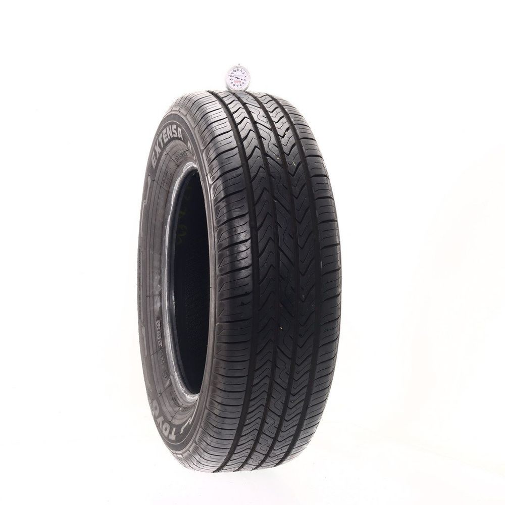 Set of (2) Used 235/65R17 Toyo Extensa A/S II 104H - 10.5-11/32 - Image 4
