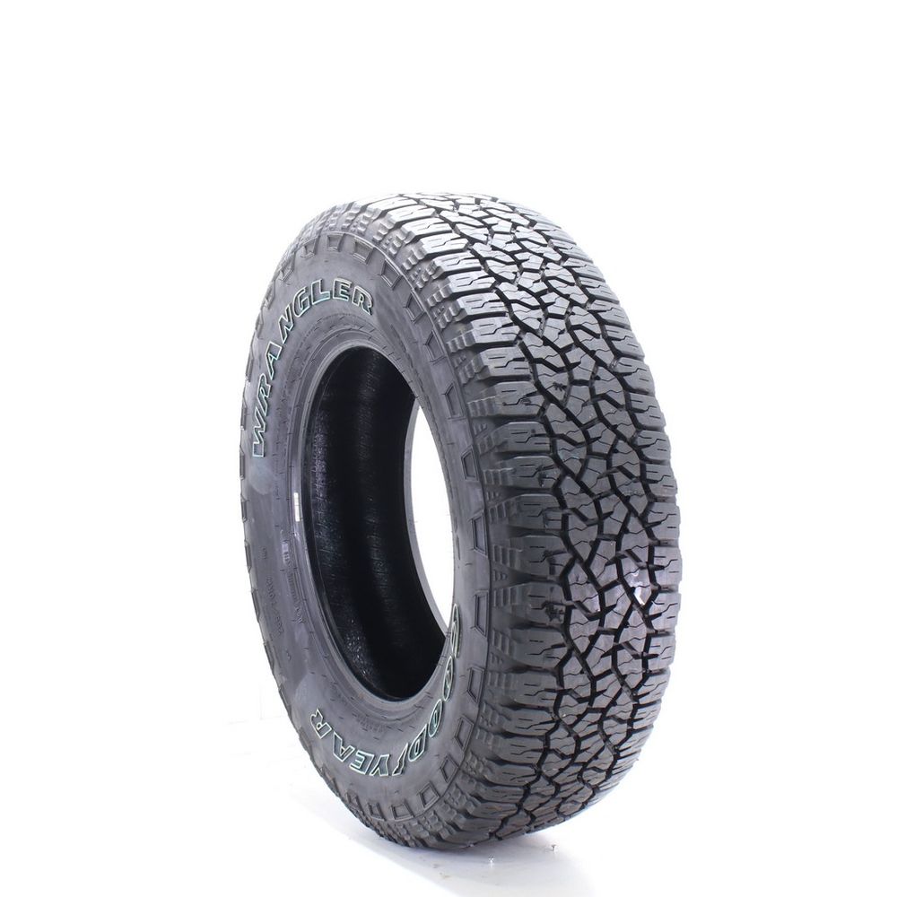 Driven Once 265/70R17 Goodyear Wrangler Trailrunner AT 115T - 12/32 - Image 1