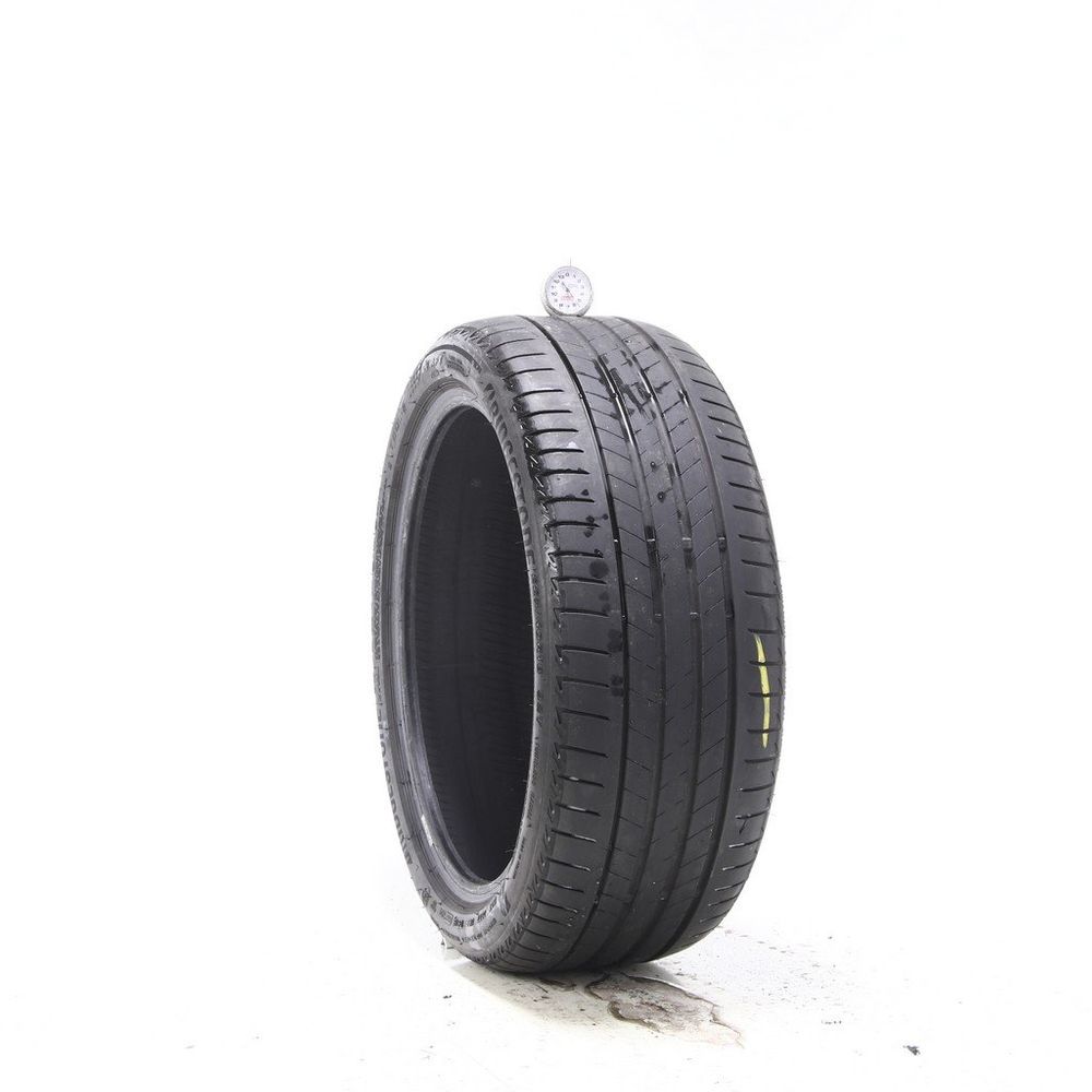 Set of (2) Used 225/40R18 Bridgestone Turanza T005 RFT 92Y - 5.5-7/32 - Image 1