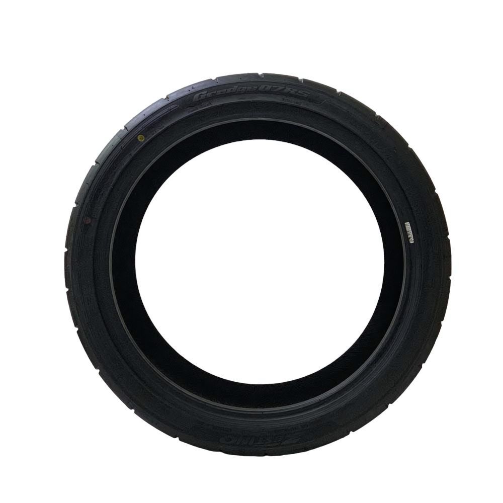 New 235/45R17 Zestino Gredge 07RS 94W - Image 2