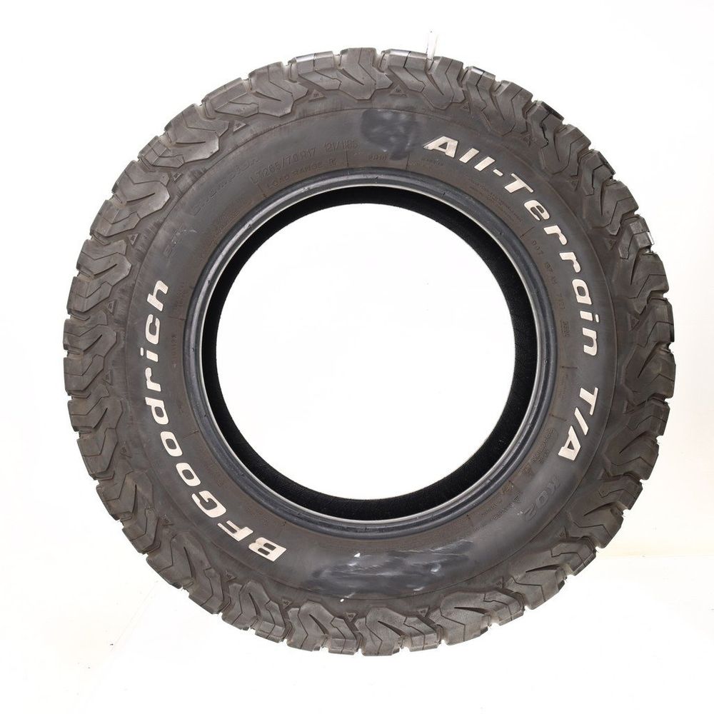 Used LT 265/70R17 BFGoodrich All-Terrain T/A KO2 121/118S E - 8.5/32 - Image 3