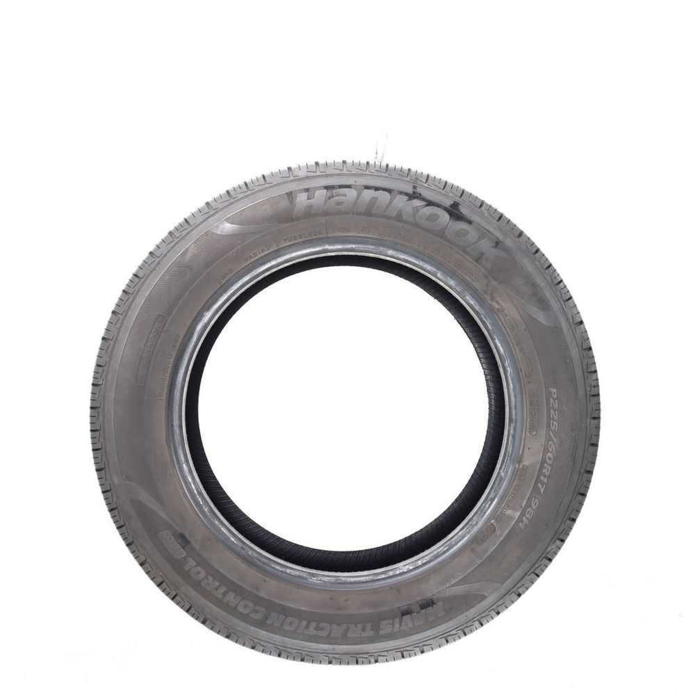 Set of (2) Used 225/60R17 Hankook Mavis Traction Control 4Season 98H - 8.5-9.5/32 - Image 3