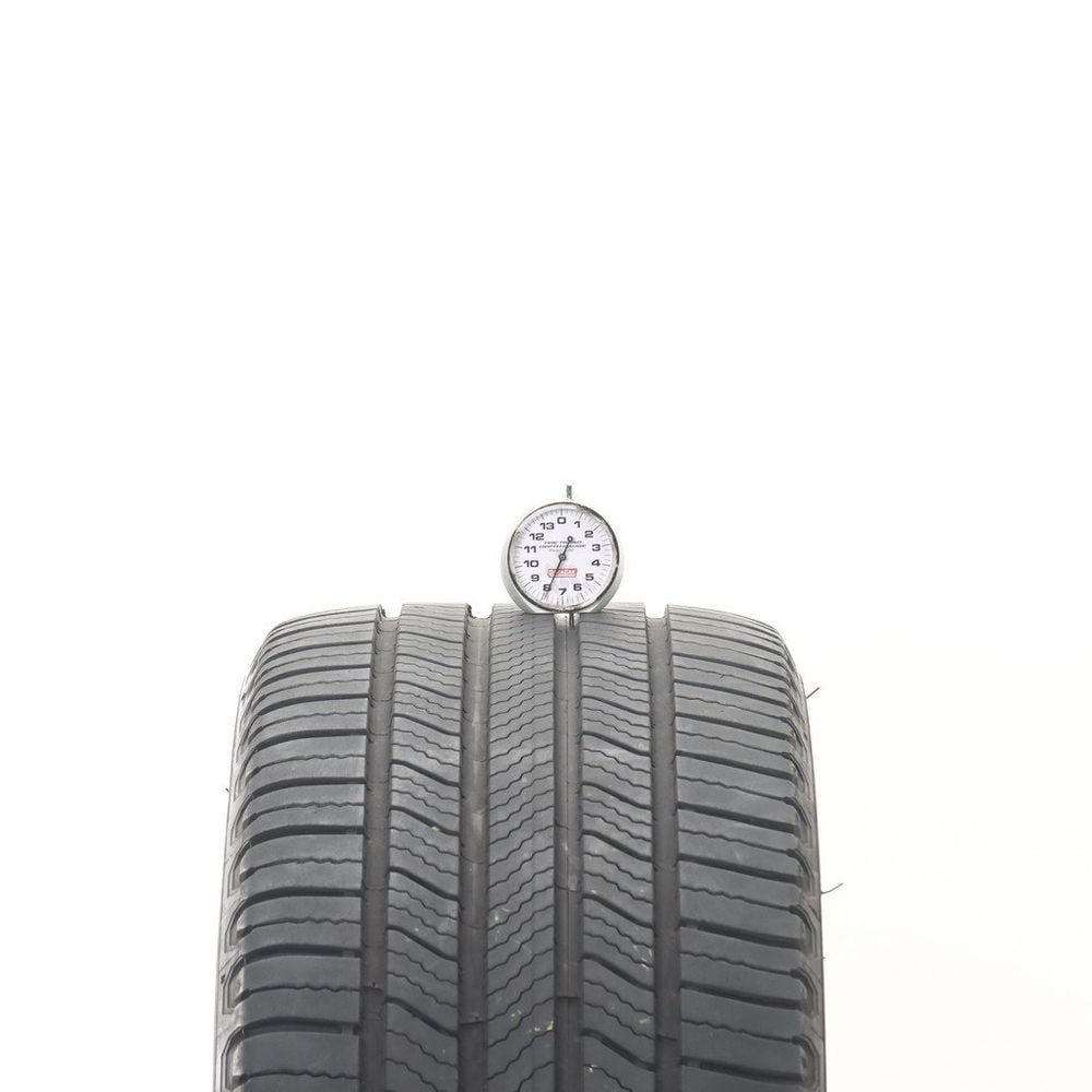 Set of (2) Used 235/40R19 Michelin Defender 2 96V - 7.5-8.5/32 - Image 2