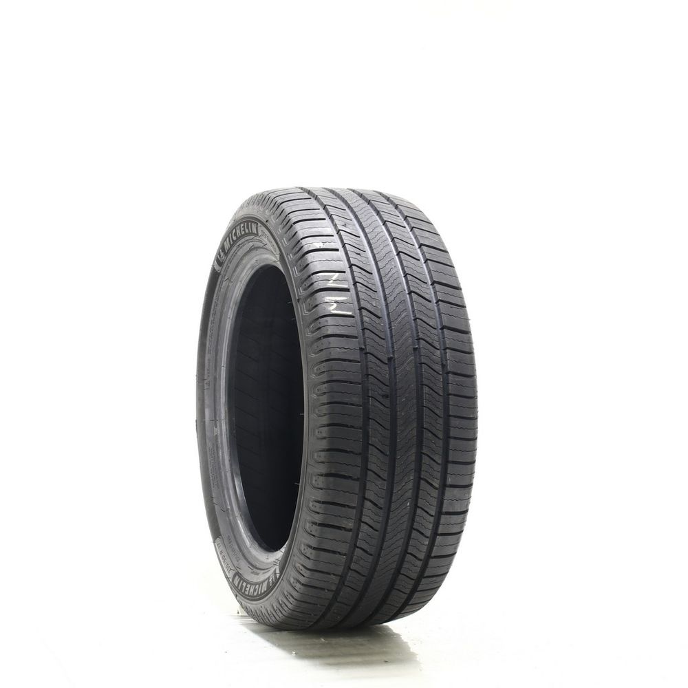 Driven Once 235/50R17 Michelin Defender 2 96H - 10.5/32 - Image 1