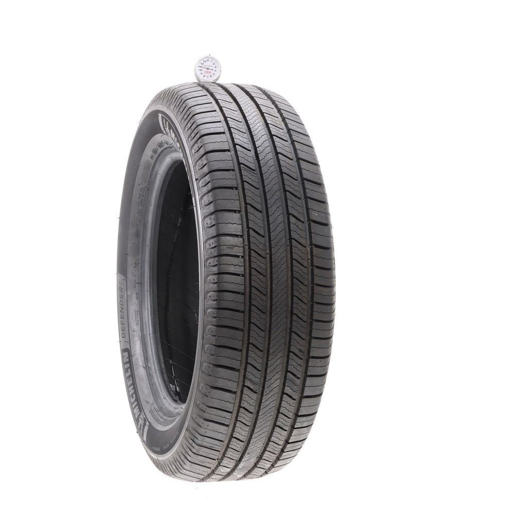 Set of (2) Used 235/60R18 Michelin Defender 2 107H - 10.5-11/32 - Image 4