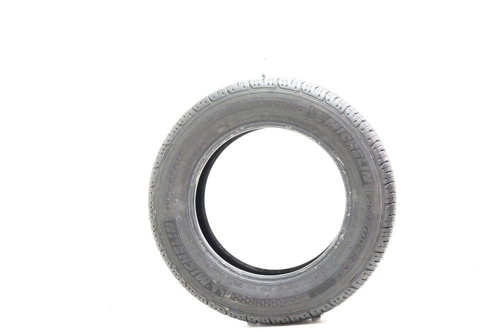 Set of (2) Used 195/65R15 Michelin Premier A/S 91H - 7-8/32 - Image 6