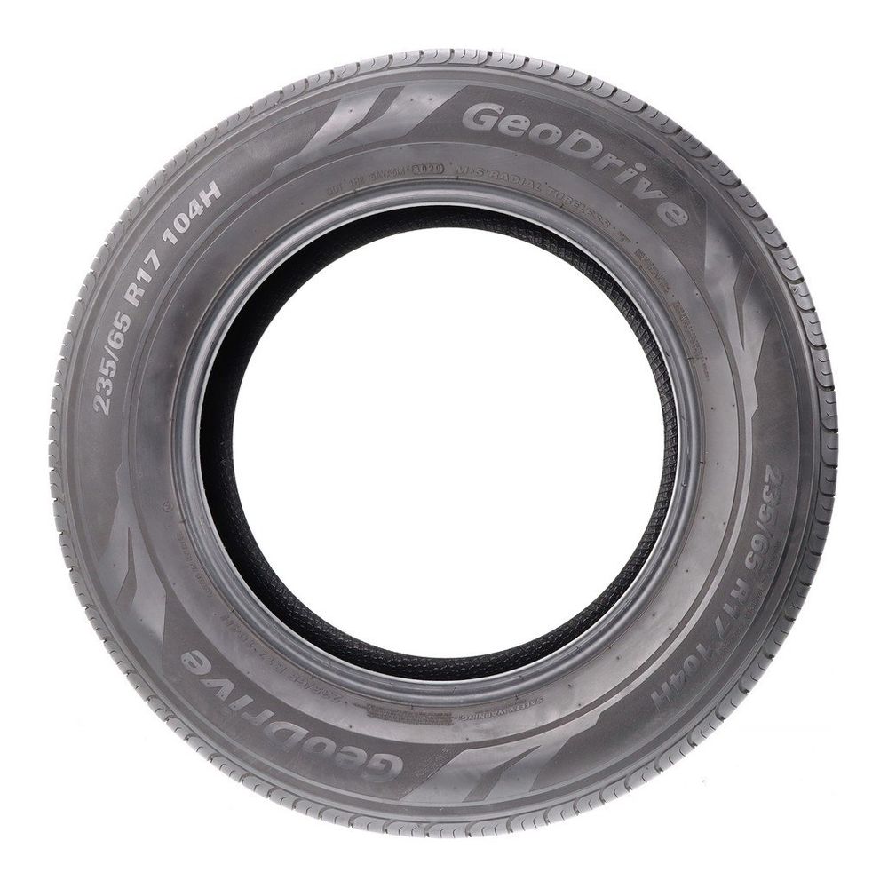 Set of (4) Used 235/65R17 GeoDrive KH16 104H - 7.5/32 - Image 3