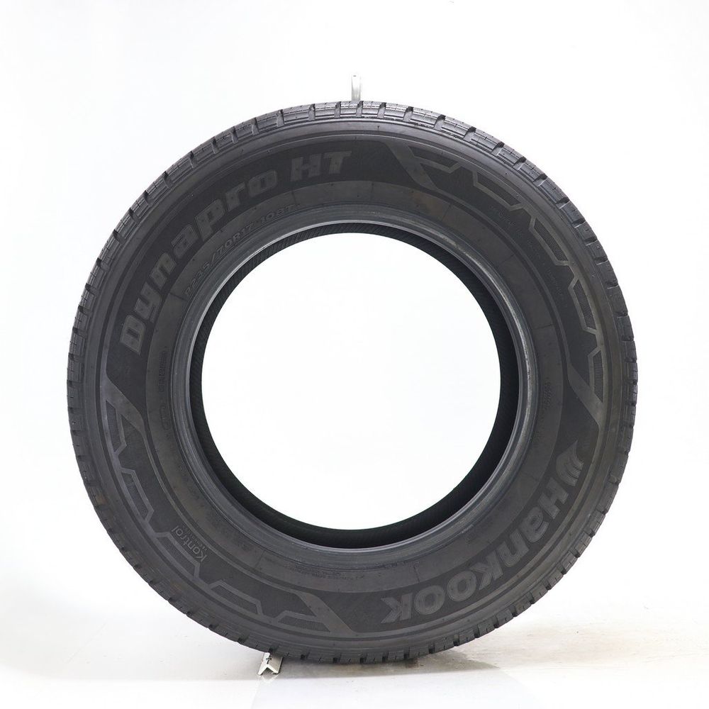 Set of (2) Used 235/70R17 Hankook Dynapro HT 108T - 10.5-11.5/32 - Image 3