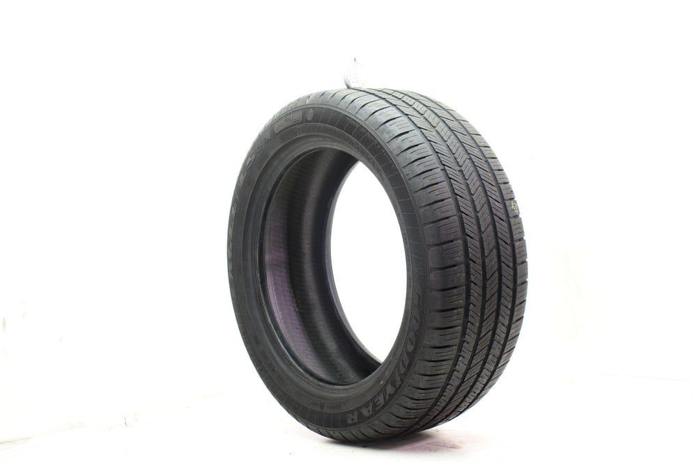 Set of (2) Used 225/50R17 Goodyear Eagle LS-2 Run Flat 94H - 5-5.5/32 - Image 1