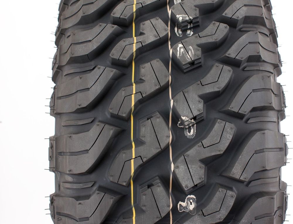 New LT 305/55R20 Falken WildPeak M/T 121/118Q - Image 2
