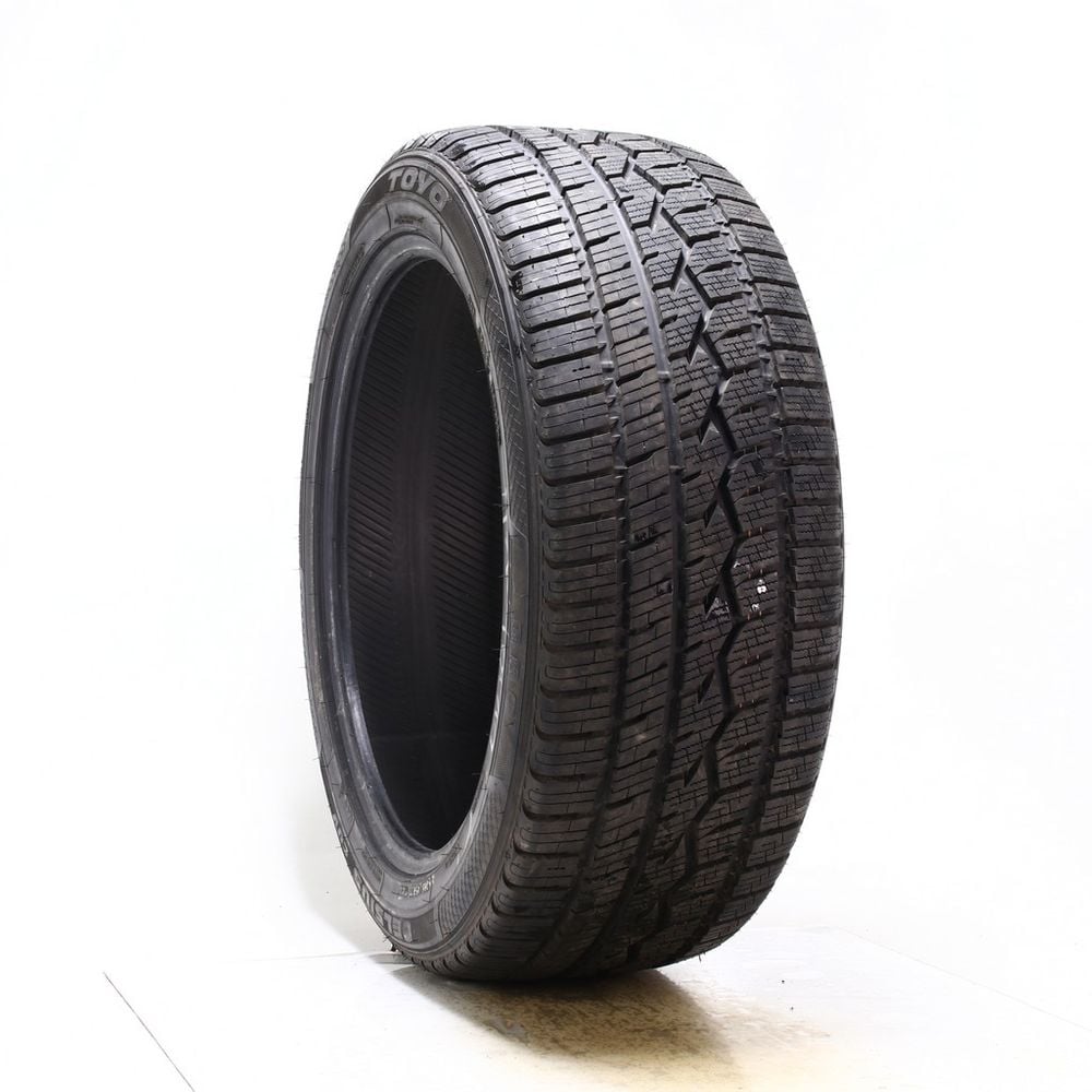 Driven Once 285/45R22 Toyo Celsius CUV 114V - 10.5/32 - Image 1