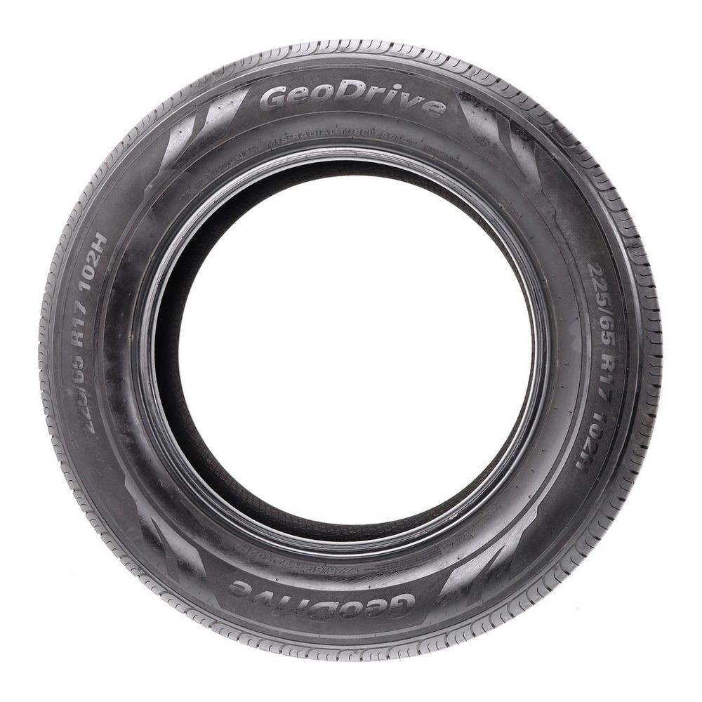 Set of (2) Used 225/65R17 GeoDrive KH16 102H - 8-9/32 - Image 6