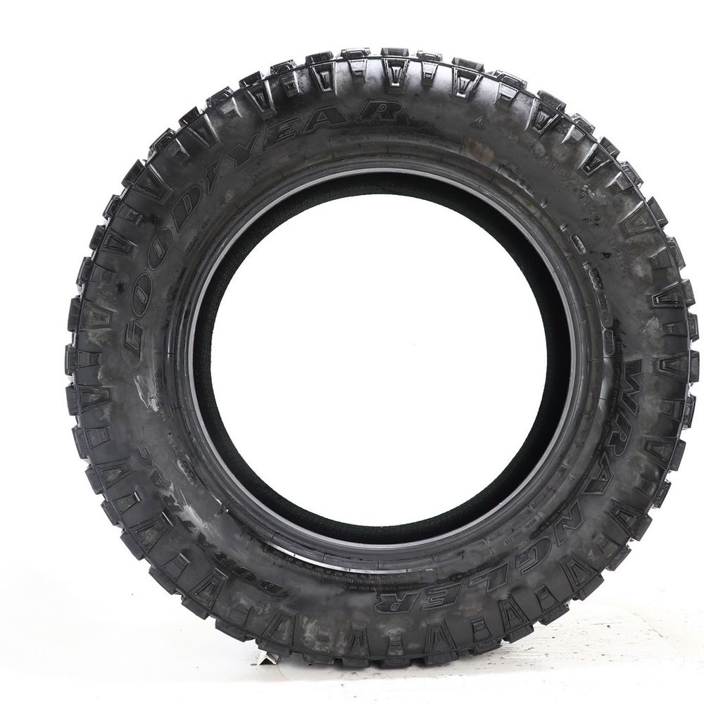 Used LT 285/60R20 Goodyear Wrangler Duratrac 125/122Q - 16/32 - Image 3