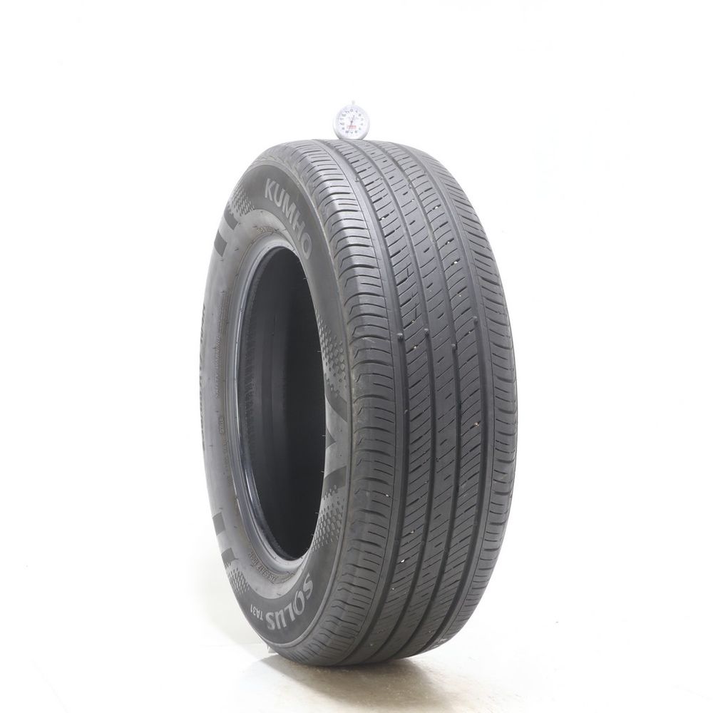 Set of (2) Used 235/65R17 Kumho Solus TA31 104H - 6-7.5/32 - Image 4