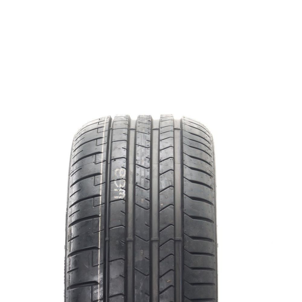 New 225/40R19 Pirelli P Zero PZ4 MO 93W - Image 2