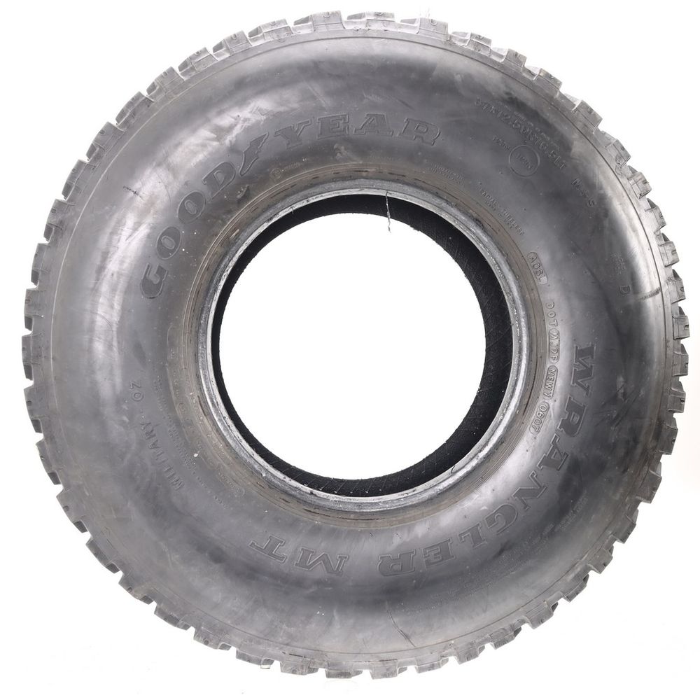 Used LT 37X12.5R16.5 Goodyear Wrangler MT Military-OZ 123N D - 13/32 - Image 3