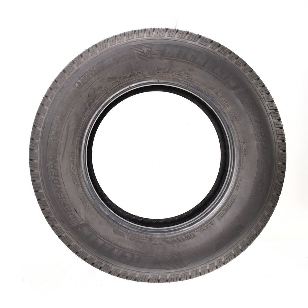 Set of (2) Used 235/75R17 Michelin Defender LTX M/S 109T - 11.5/32 - Image 3