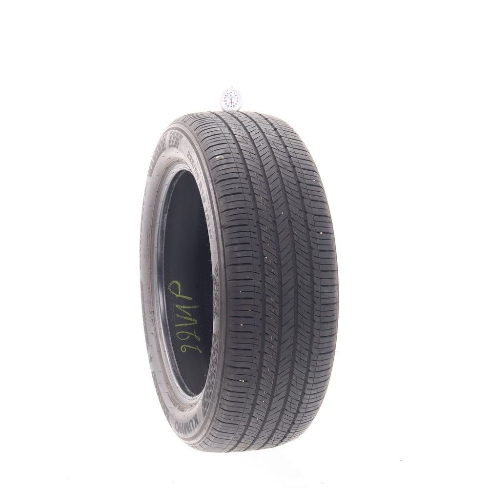 Set of (4) Used 235/55R19 Kumho Crugen HP71 101H - 6.5-8/32 - Image 1