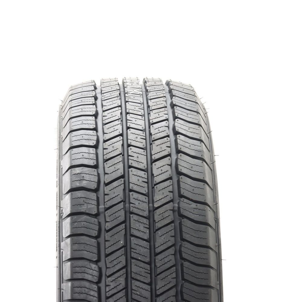 New 235/65R18 Sumitomo Encounter HT2 106H - Image 2