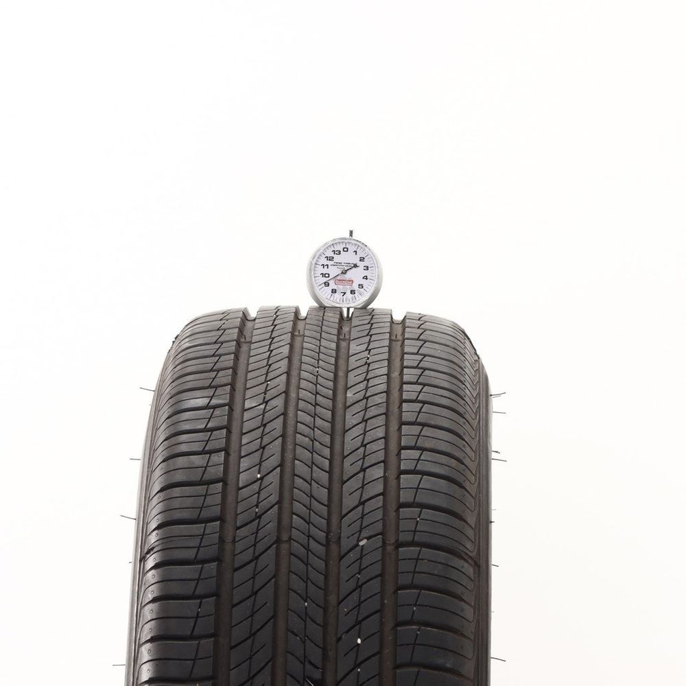 Set of (2) Used 235/65R17 Hankook Dynapro HP2 104H - 9-10/32 - Image 2