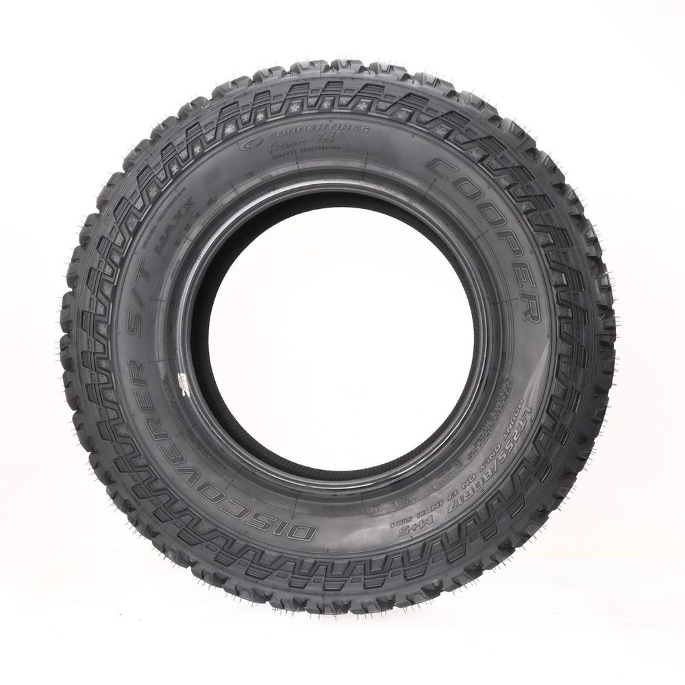 New LT 255/80R17 Cooper Discoverer S/T Maxx 121/118Q E - Image 3