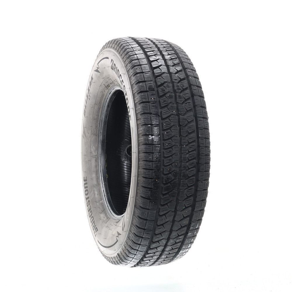 Used LT 275/70R18 Bridgestone Blizzak LT 125/122R E - 15.5/32 - Image 1
