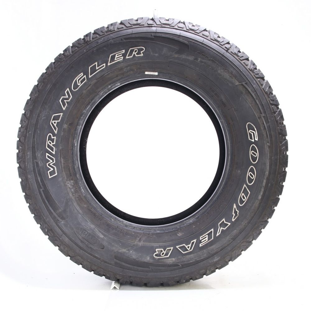 Set of (2) Used LT 275/70R18 Goodyear Wrangler All-Terrain Adventure Kevlar 125/122R E - 9-10.5/32 - Image 6