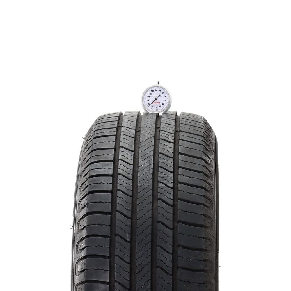 Set of (2) Used 225/65R17 Michelin Defender 2 102H - 8.5-10/32 - Image 2