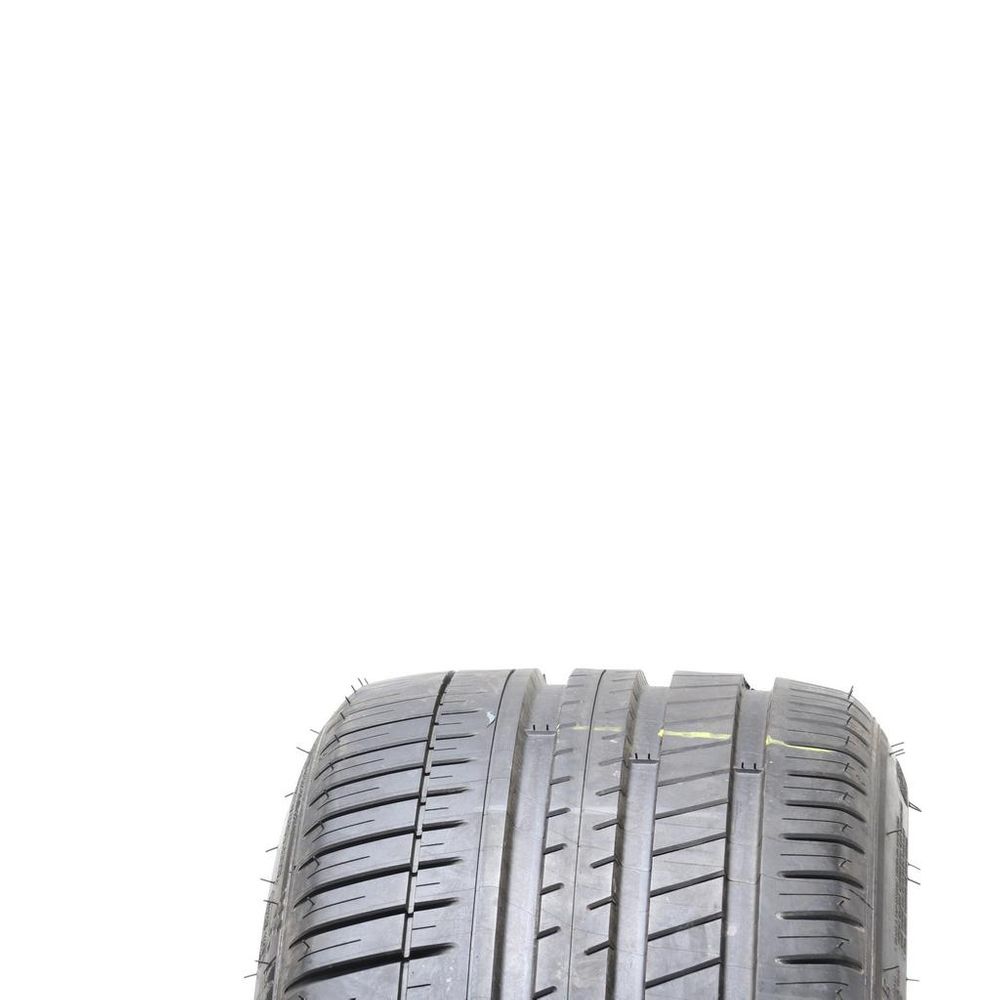 New 255/35ZR18 Michelin Pilot Sport 3 ZP 94Y - 9.5/32 - Image 2