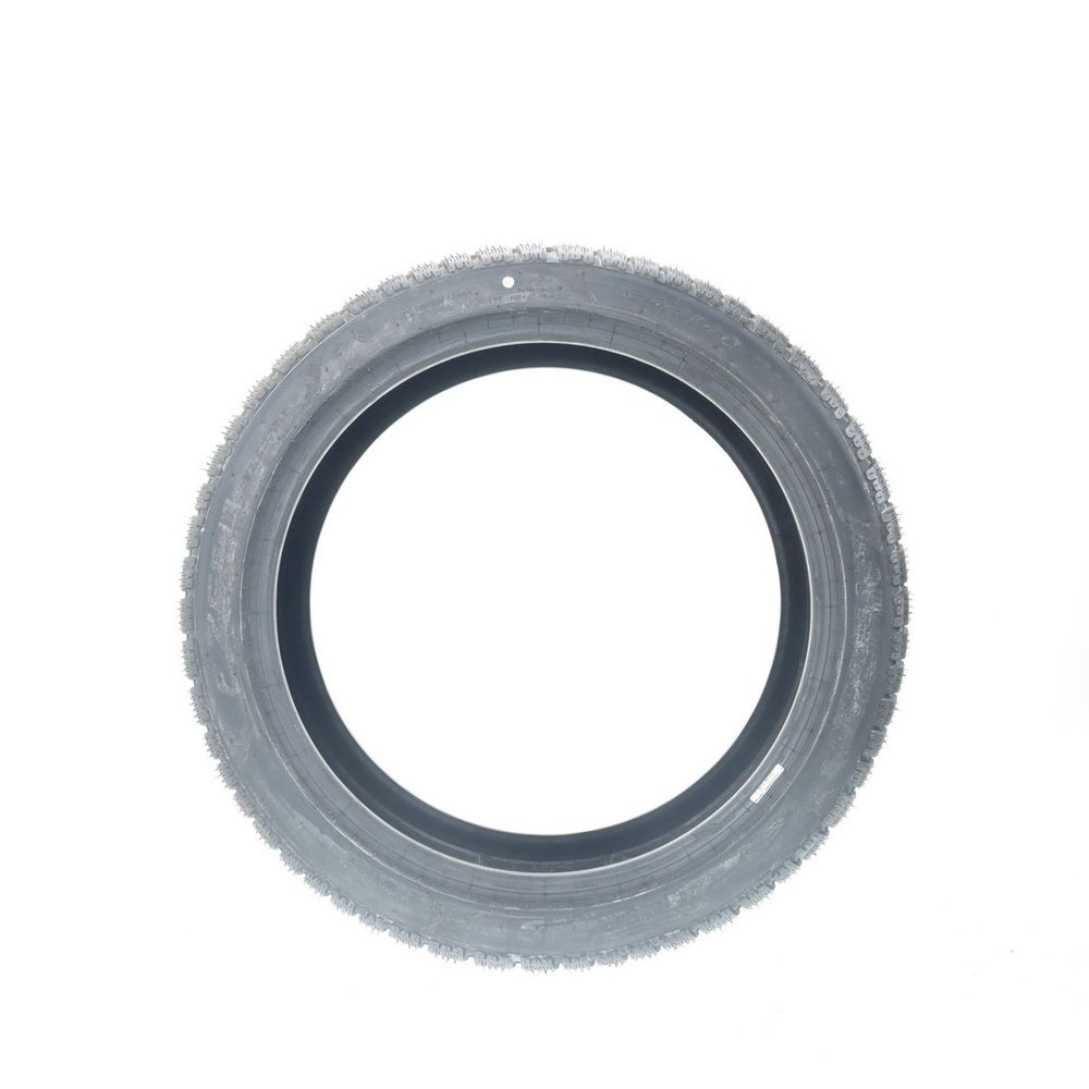 New 245/40R19 Pirelli P Zero Winter Run Flat 98H - Image 3