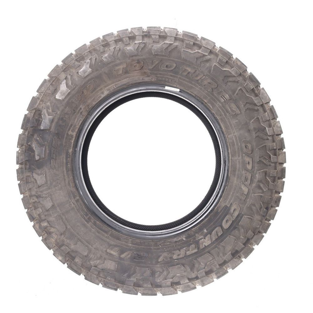 Used LT 255/80R17 Toyo Open Country RT Trail 123/120Q E - 6.5/32 - Image 3
