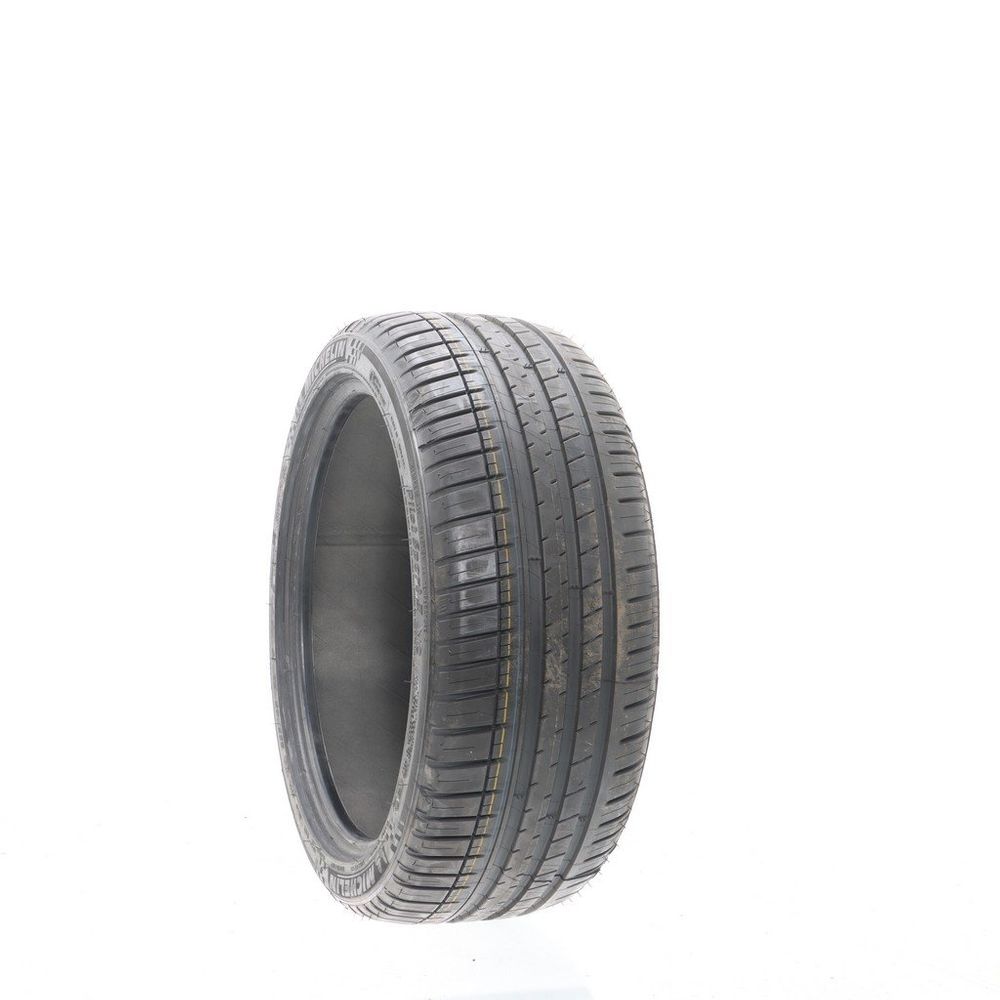 Driven Once 235/40ZR18 Michelin Pilot Sport 3 MO 95Y - 8.5/32 - Image 1