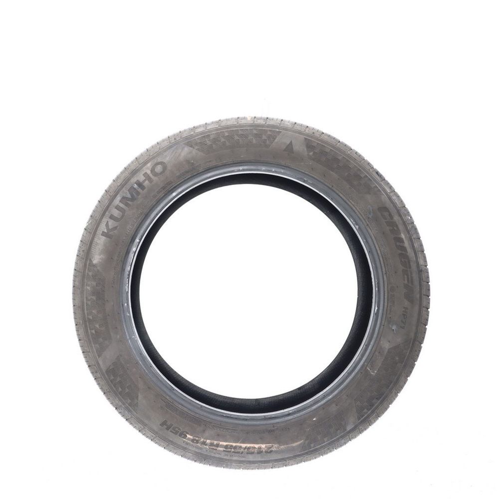 Used 215/55R18 Kumho Crugen HP71 95H - 7/32 - Image 3