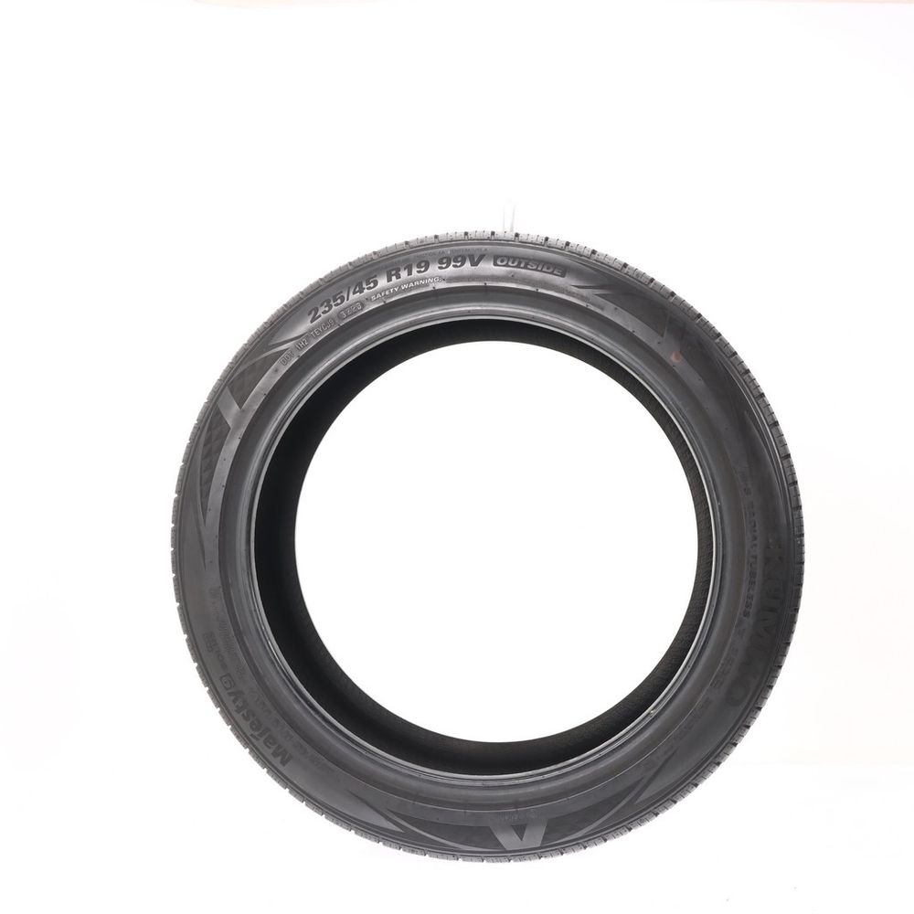 Set of (2) Used 235/45R19 Kumho Majesty 9 Solus TA91 K-Silent 99V - 7.5-8/32 - Image 4