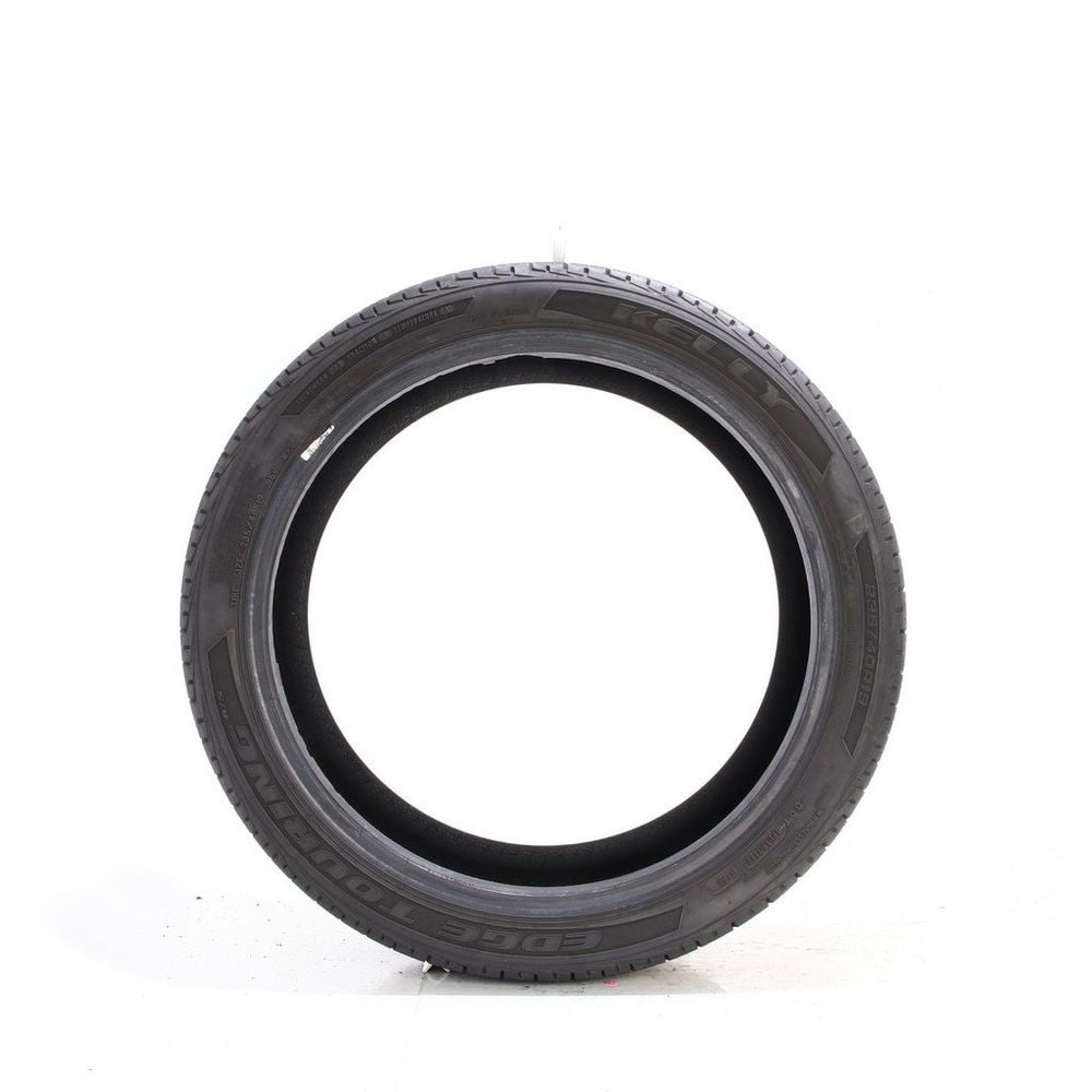 Set of (2) Used 235/40R19 Kelly Edge Touring A/S 96V - 7.5-8/32 - Image 3