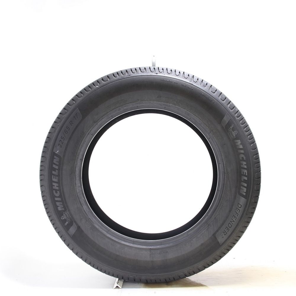 Set of (4) Used 225/65R17 Michelin Defender 2 102H - 7.5-9/32 - Image 12