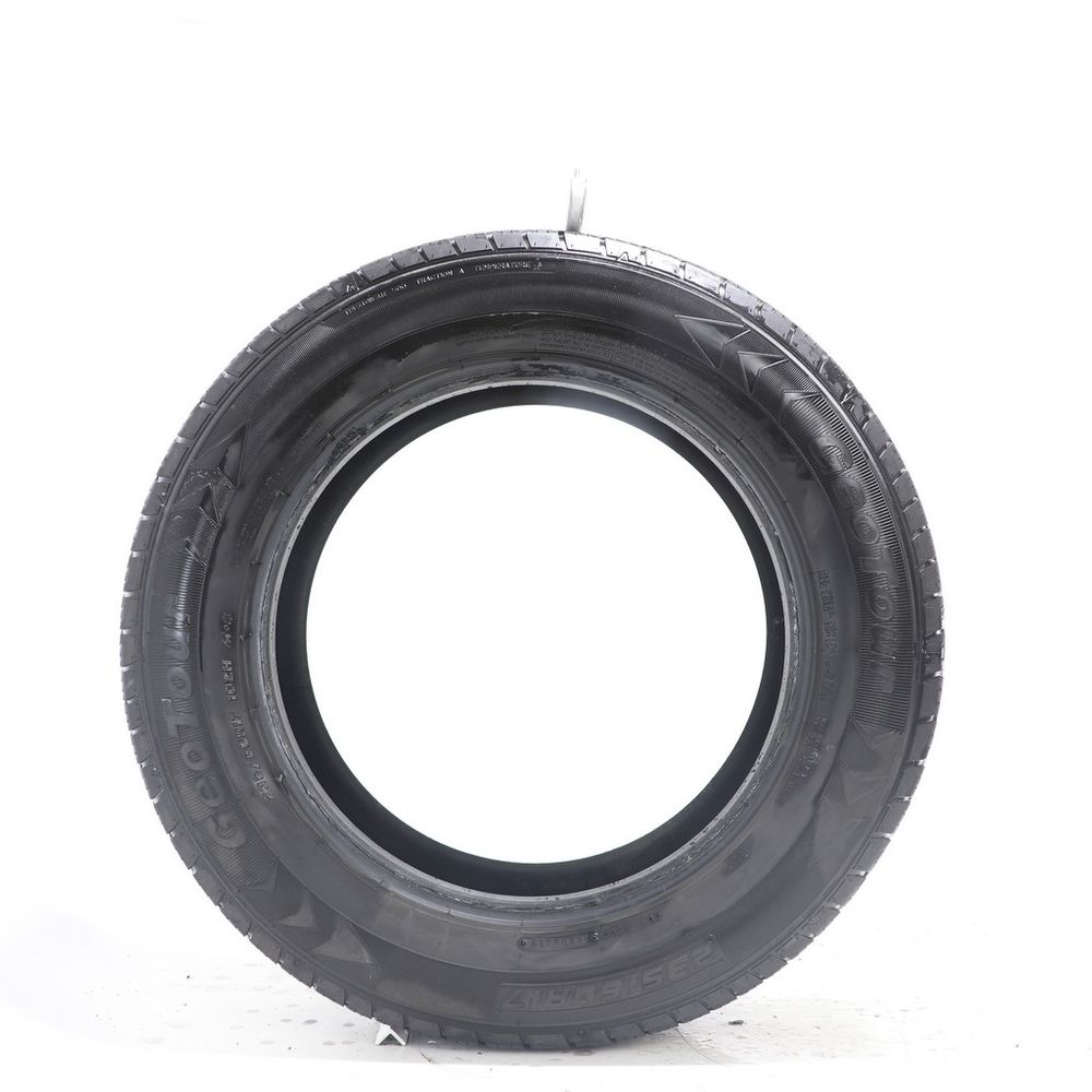 Used 235/60R17 Sumitomo GeoTour 102H - 5.5/32 - Image 3