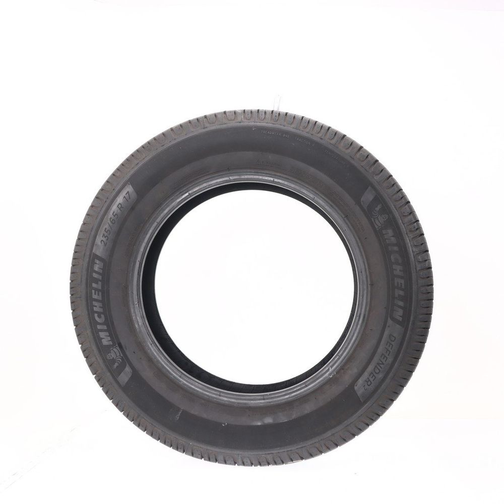 Set of (2) Used 235/65R17 Michelin Defender 2 104H - 9-10.5/32 - Image 6