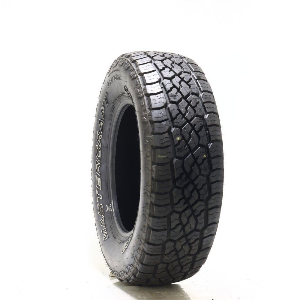 New 255/70R17 Mastercraft Courser AXT2 112T - Image 1