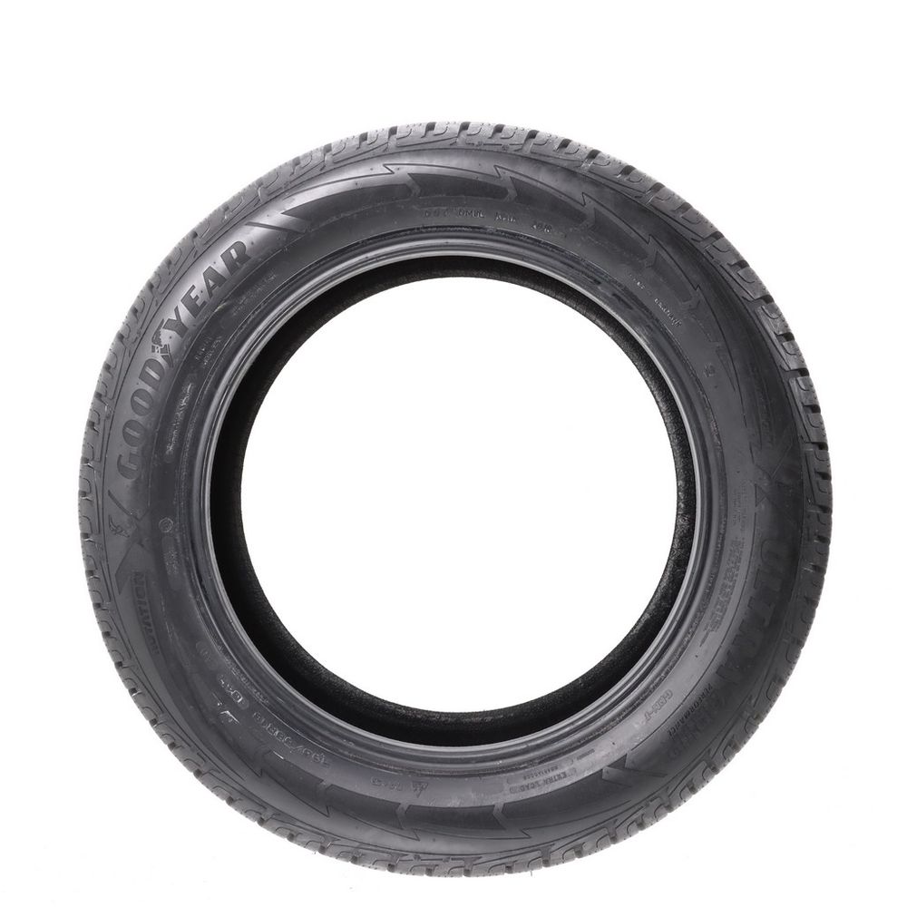New 235/55R18 Goodyear Ultra Grip Performance GEN-1 AO 104H - Image 3