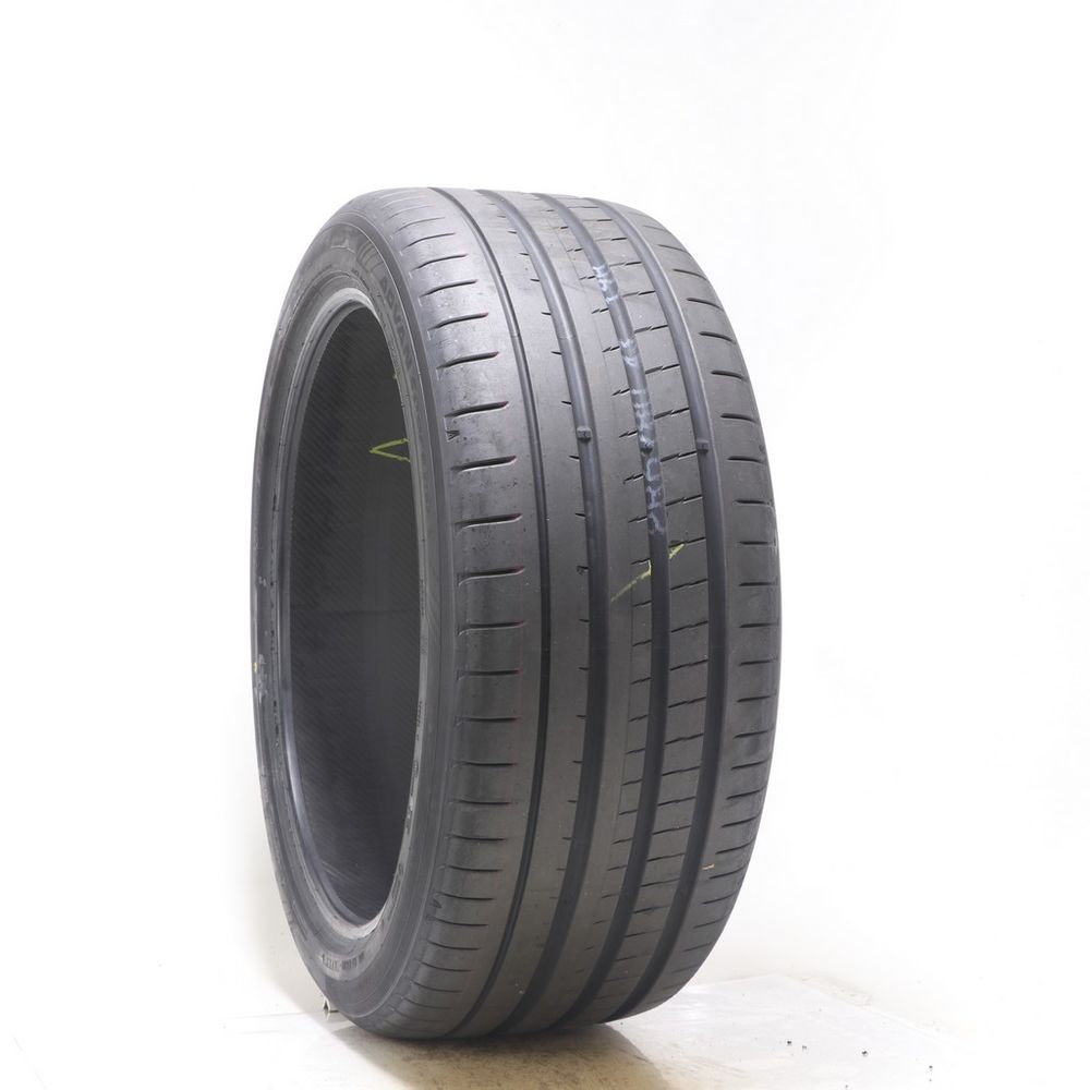 Set of (4) Driven Once 275/40R22 Yokohama Advan Sport V107 107Y - 8.5/32 - Image 1