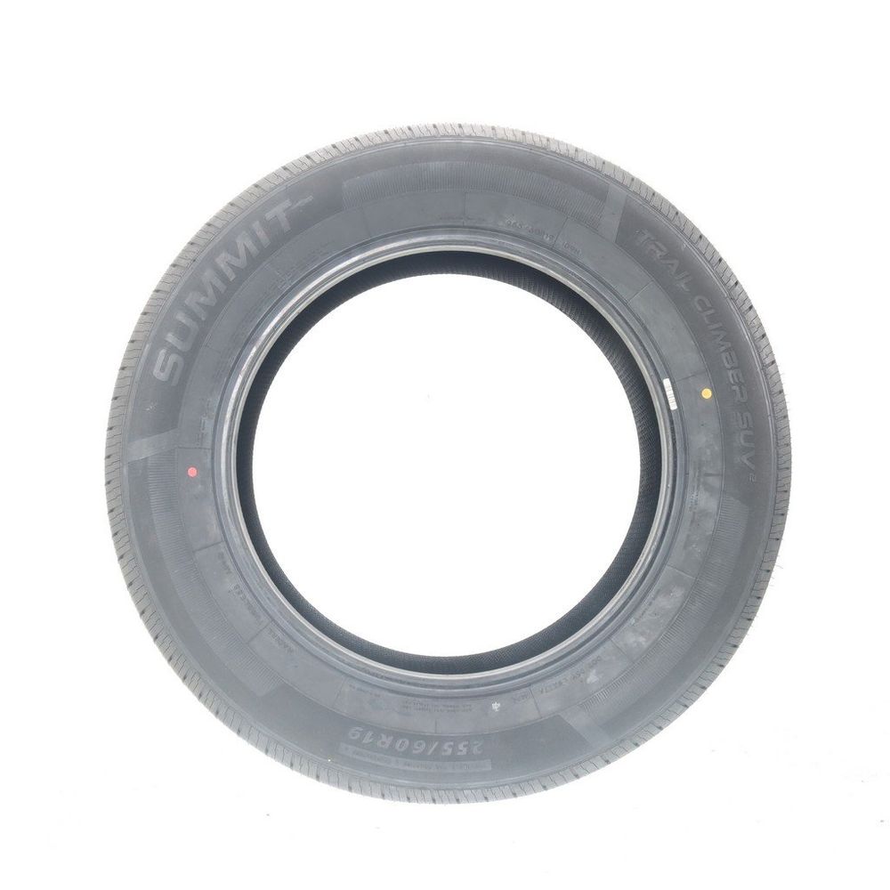 New 255/60R19 Summit Trail Climber SUV2 109H - Image 3