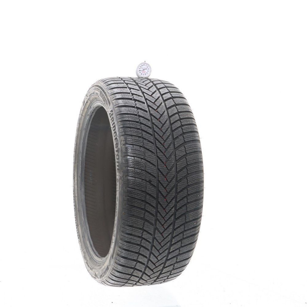 Used 245/40R19 Bridgestone Blizzak LM-005 98V - 10/32 - Image 1