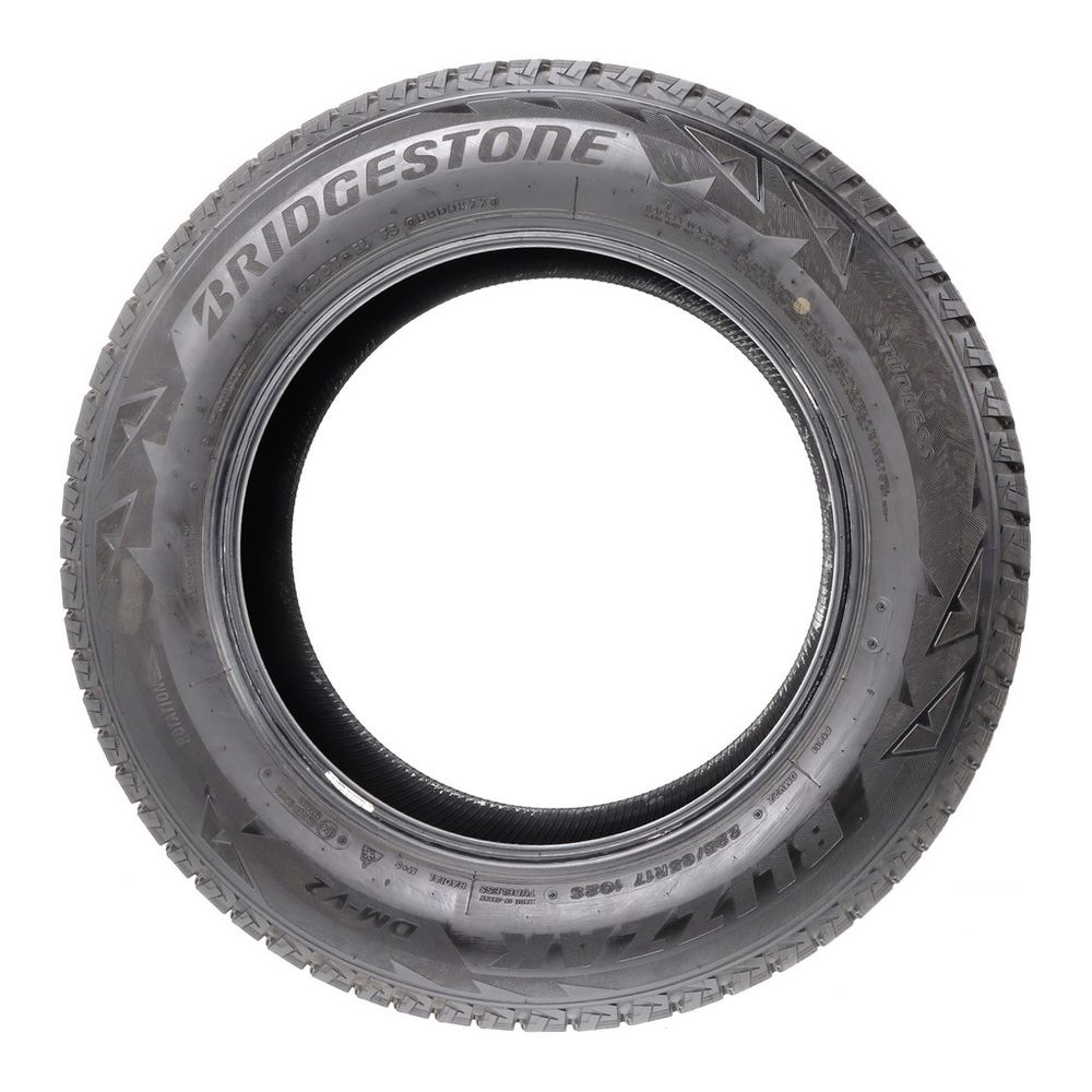 Set of (2) Used 225/65R17 Bridgestone Blizzak DM-V2 102S - 10.5-12/32 - Image 6