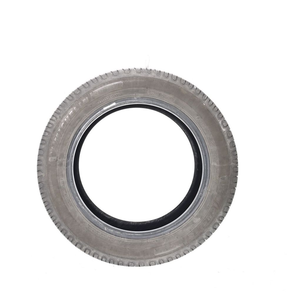 Used 235/55R17 Michelin Defender 2 99H - 8/32 - Image 3