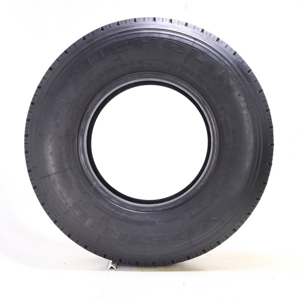 Used LT 235/85R16 Michelin XPS Rib 1N/A E - 15/32 - Image 3