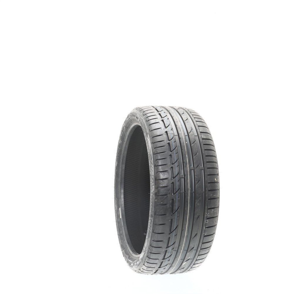 New 225/35R19 Bridgestone Potenza S001 RFT 88Y - Image 1
