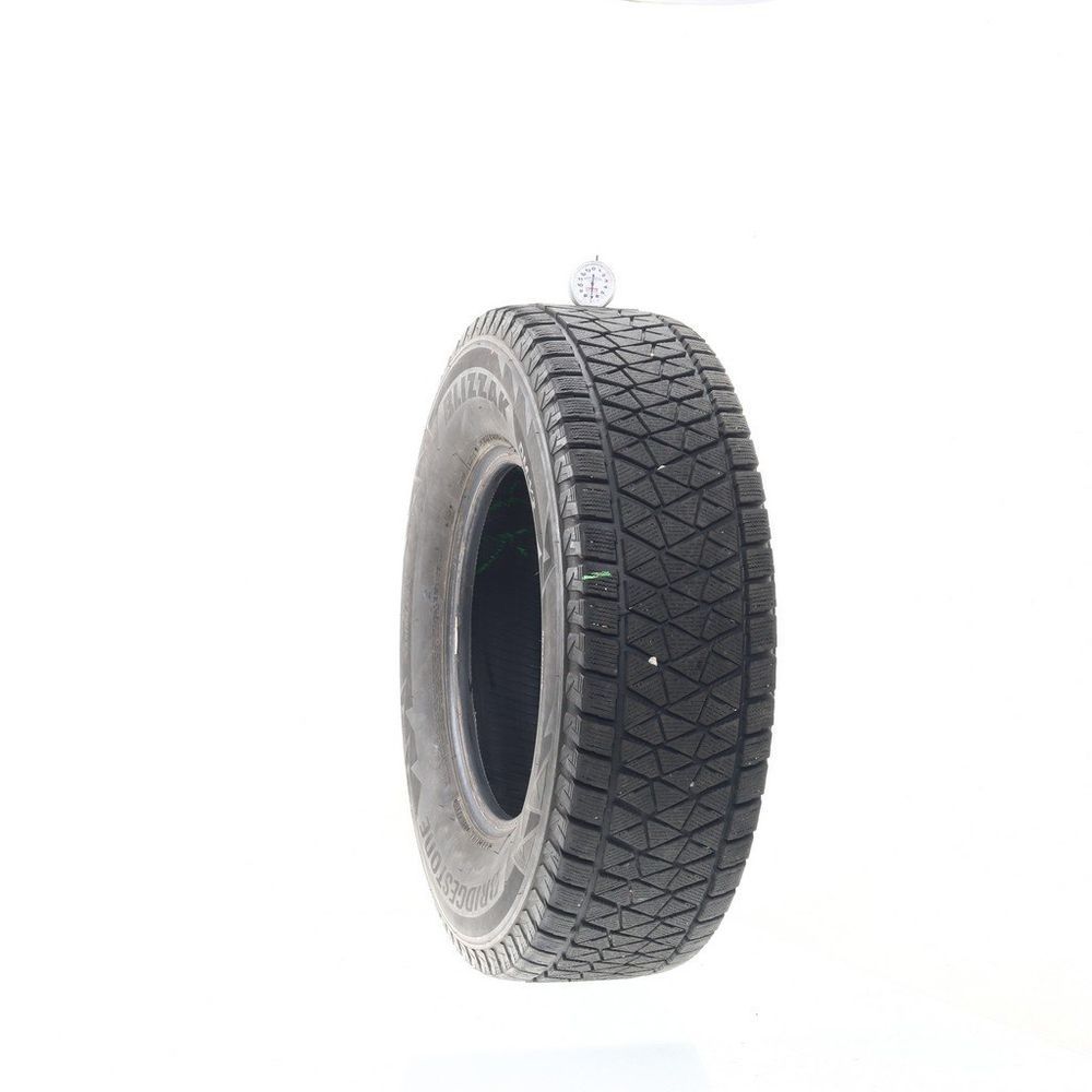 Used 235/75R15 Bridgestone Blizzak DM-V2 109R - 7/32 - Image 1