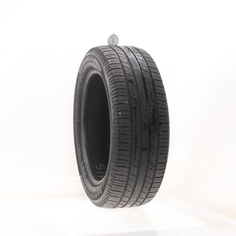Used 235/55R19 Michelin Defender 2 105H - 6.5/32 - Image 1