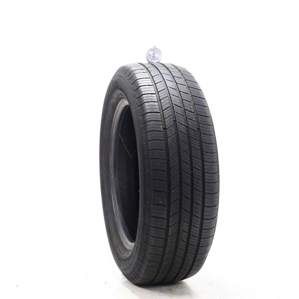 Set of (4) Used 225/60R17 Michelin Defender 99T - 6-7.5/32 - Image 7